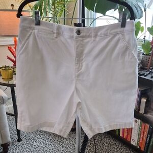 Garnet Hill White Womens Flat Front Shorts